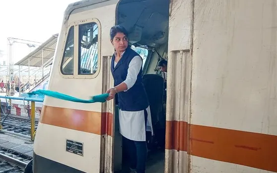 Women's Day 2019: रेलवे ने की अनोखी पहल, इस ट्रेन में तैनात किए गए सभी महिला कर्मचारी