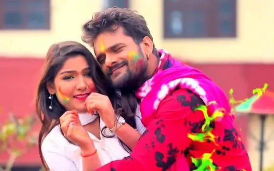 खेसारी पर चढ़ा होली का रंग, साली को छेड़ते हुए कहा- रंग डाले पे काहे भागेलू