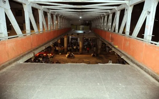 Mumbai Bridge Collapse:मुंबई फुटओवर ब्रिज हादसे में अब 6 लोगों की गई जान, रूट डायवर्ट