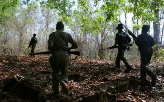 छत्तीसगढ़ : नक्सलियों के IED ब्लास्ट और फायरिंग में 1 CRPF जवान शहीद, 5 घायल