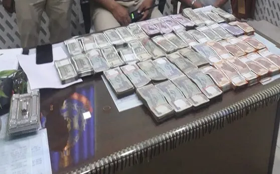 Lok Sabha Election 2019: चुनाव आयोग ने जब्‍त की 400 करोड़ की नगदी और इतने की शराब