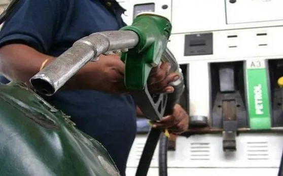 Petrol Price Today: दिल्ली सहित महानगरों में घटा पेट्रोल का दाम, डीजल का भाव स्थिर