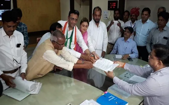 अजमेर लोकसभा सीट से कांग्रेस प्रत्याशी रिजू झुनझुनवाला ने भरा नामांकन