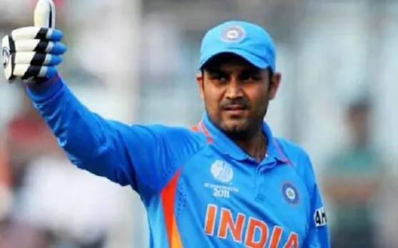 IPL 12: महेंद्र सिंह धोनी की इस हरकत पर भड़के वीरेंद्र सहवाग, कहा- धोनी को तीन मैच के लिए कर देना चाहिए बाहर