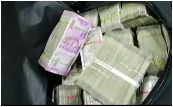 तमिलनाडु : कंस्ट्रक्शन कंपनी पर आयकर विभाग का छापा, करीब 15 करोड़ का कैश बरामद