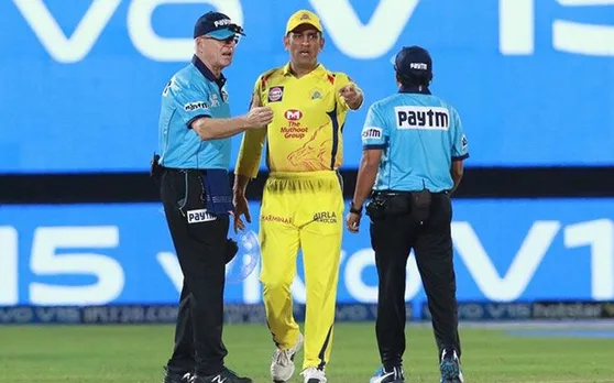 जानिये क्या होता अगर एम एस धोनी ने IPL वाली गलती किसी इंटरनेशनल मैच में की होती