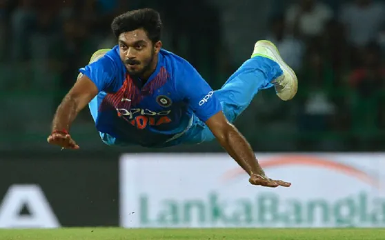 विजय शंकर मौका पड़ने पर गेंदबाजी भी कर सकते हैं, बल्लेबाज और फील्डर तो वह अच्छे हैं ही