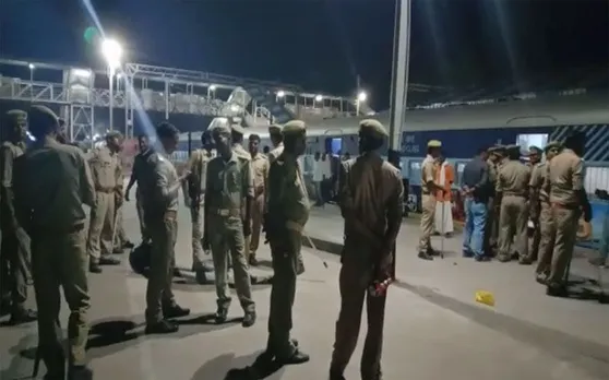 उत्तर प्रदेश : प्रयागराज पैसेंजर ट्रेन में बम की सूचना के बाद मचा हड़कंप