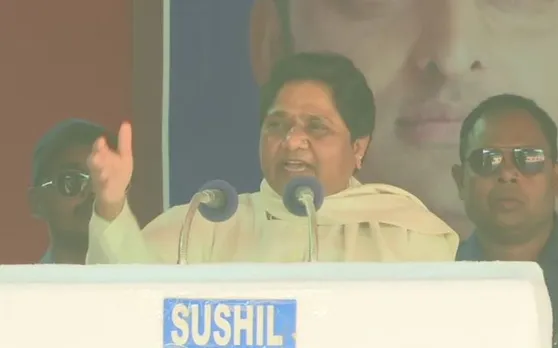 महागठबंधन की चुनावी सभा में बीजेपी छोड़ रही आवारा जानवरः मायावती