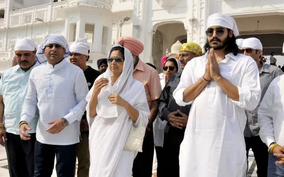 विनोद खन्ना की पत्नी गुरदासपुर से लड़ सकती हैं चुनाव, सनी देओल को टिकट दिए जाने से नाराज