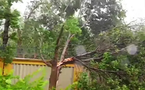 ओडिशा में 8 लोगों की जान लेने के बाद बंगाल से टकराया जानलेवा तूफान 'फानी'