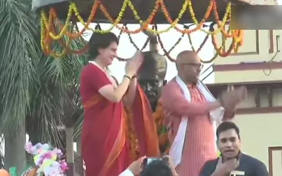 पीएम मोदी के गढ़ में कांग्रेस ने झोंकी ताकत, प्रियंका ने किया रोड शो