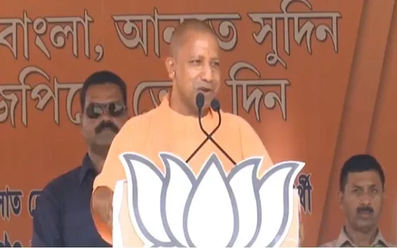 बंगाल में बोले सीएम योगी- हमने उत्तर प्रदेश में दुर्गा पूजा के लिए मुहर्रम के जुलूस का समय बदलवा दिया था