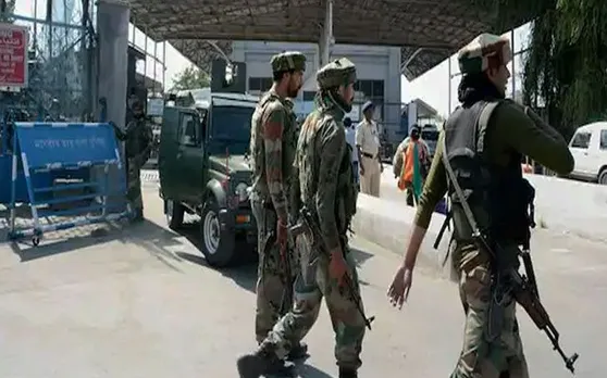 आतंकवादियों की नजर श्रीनगर हवाईअड्डा और अवंतीपुरा बेस पर, रहेगा हमेशा हाई अलर्ट पर