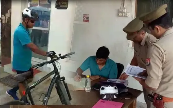 साइकिल से अचानक थाने पहुंचे एसएसपी, किया कुछ ऐसा कि हो रही तारीफ