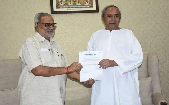 नवीन पटनायक ने ओडिशा में सरकार बनाने का पेश किया दावा