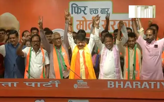 ममता 'दीदी' को बड़ा झटका, BJP में शामिल हुए TMC के  2 MLA समेत 50 पार्षद