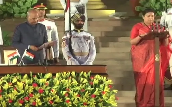 पीएम मोदी की सरकार की उम्र हो गई 2 साल काम, जानें कैसे हुआ जादू
