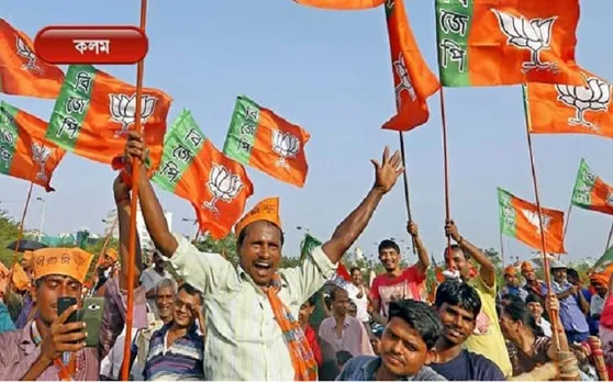 पश्चिम बंगाल में बीजेपी कार्यकर्ताओं के 'जय श्री राम' नारे पर हिंसा, पुलिस ने किया लाठी चार्ज