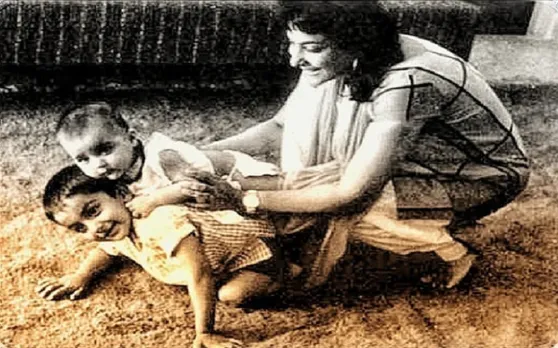 संजय दत्त ने नरगिस की याद में खोले बचपन के दरवाजे