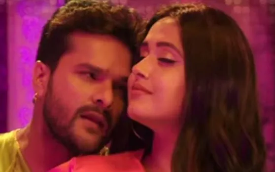 आधी रात को खेसारी पर चढ़ा प्यार का नशा तो काजल राघवानी ने कहा- 'ए बलम जी मुआ देबा का'