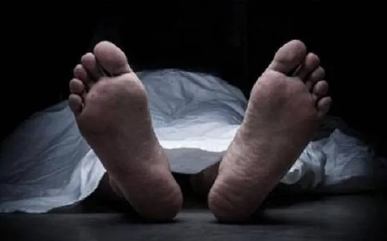 जहरीली शराब: बाराबंकी में किसी के घर से निकलीं थीं 4 अर्थियां तो किसी ने समझा बीमारी से मौत