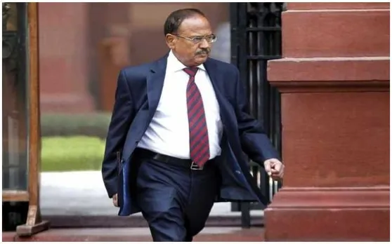 यशवंत सिन्हा के जख्मों को कुरेद गया अजित डोभाल की कैबिनेट रैंक का मिलना, जानिए क्या है वजह