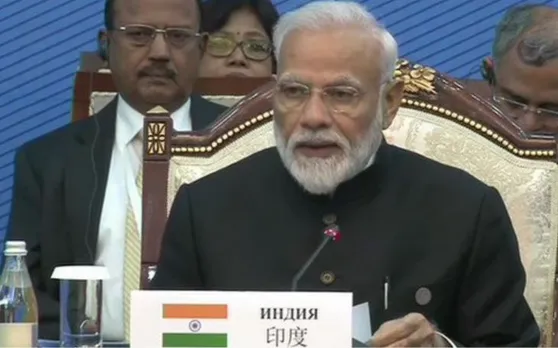 पाकिस्तान को पीएम नरेंद्र मोदी ने फिर सुनाई खरी-खरी, बगैर नाम लिए आतंकवाद पर घेरा