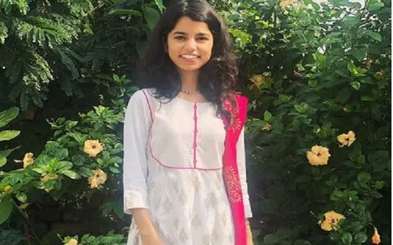 मैथिली ठाकुर की आवाज सुनकर आप भी हो जाएंगे दीवाने, यहां देखें Video