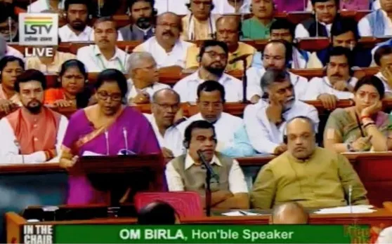 Union Budget 2019: जब बजट के दौरान निर्मला सीतारमण ने सुनाई शायरी और चाणक्य नीति