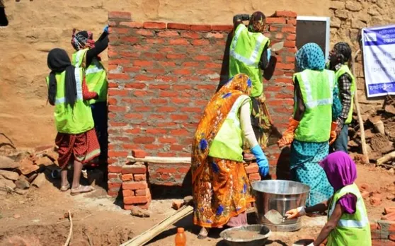 मध्य प्रदेश में 10 हजार महिलाएं बनेंगी राजमिस्त्री, प्लम्बर, इलेक्ट्रीशियन