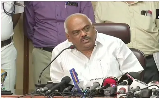 स्पीकर ने कहा- 8 विधायकों के इस्तीफे सही प्रारूप में नहीं तो येदियुरप्पा बोले- आज SC के फैसले का इंतजार