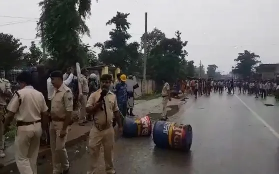 बिहार : जदयू नेता की थाने में मौत के बाद परिजनों ने मचाया हंगामा, पुलिस ने की लाठी चार्ज