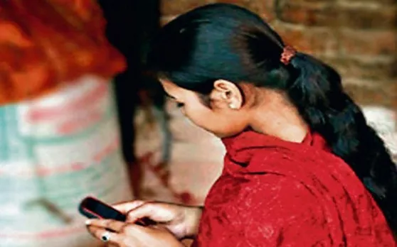 17 से 45 साल की महिलाओं को मुफ्त में मिलेंगे मोबाइल, योजना पर विचार कर रही है सरकार