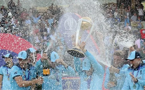 World Cup 2019: विश्व चैंपियन इंग्लैंड ने ओवल में इस तरह मनाया अपनी जीत का जश्न