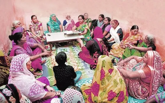 देश भर की पंचायतों में महिलाओं को मिल सकता है 50 फीसदी आरक्षण