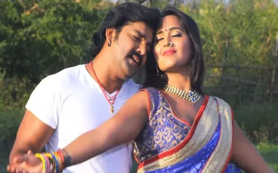 काजल राघवानी की नथुनिया से पवन सिंह हुए पागल, देखें ये धमाकेदार Video