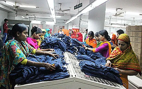 एक करोड़ 10 लाख नौकरियां समाप्त, इनमें 88 लाख महिलाओं ने खोयी Job