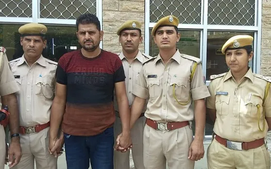 गर्लफ्रेंड ने किया निकाह से इनकार तो पागल प्रेमी ने ऐसे निकाला अपना गुस्सा