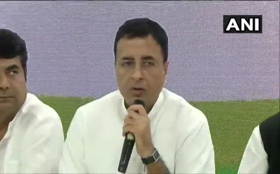 प्रियंका का कसूर इतना ही कि वह पीड़ितों के आंसू पोंछना चाहती थीं: कांग्रेस