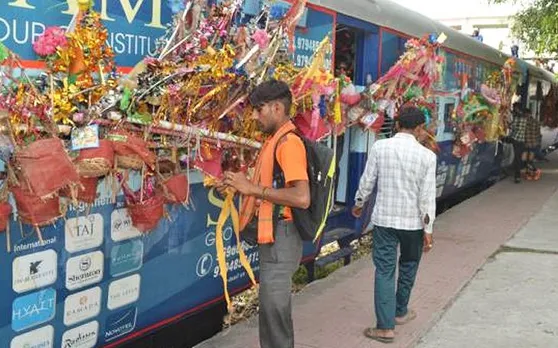 सावन में आप भी चढ़ाना चाहते हैं भोलेनाथ को जल, तो ऐसे पहुंचें बाबा धाम