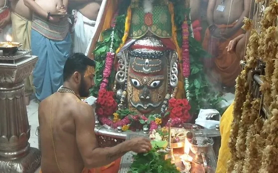 महाकाल को आया 1 करोड़ 11 लाख का चढ़ावा, जानें इस भक्‍त ने और क्‍या चढ़ाया