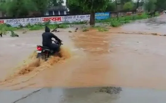 राजस्थान: जारी है बाढ़ का तांडव, 4 लोगों की मौत, लोगों को बचाने के लिए रेस्क्यू ऑपरेशन जारी