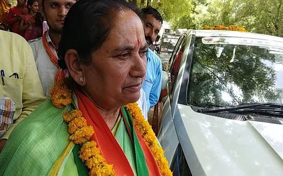 बीजेपी सांसद जसकौर मीणा ने आजम खान को चल फिरे और मन फिरे की संज्ञा दी