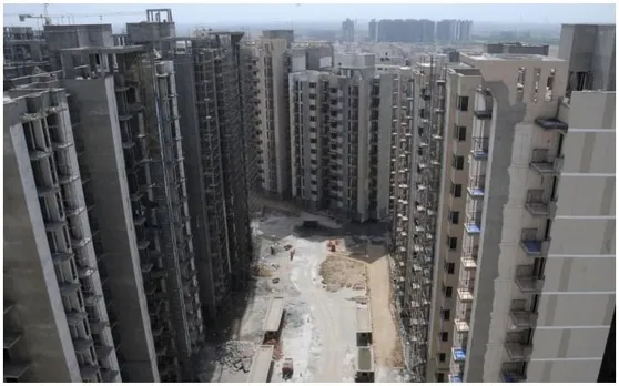 दिल्ली की लाखों इमारतों के अस्तित्व पर संकट चल सकता है सीलिंग का हथौड़ा, जानिए क्या है वजह