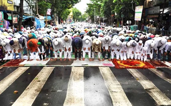 सड़क पर नमाज से अन्य को असुविधा नहीं होनी चाहिए : धर्मगुरु