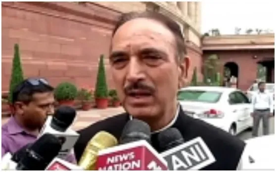 कौन कहता है जम्मू-कश्मीर में जश्न का माहौल है, गुलाम नबी आजाद ने उठाए सवाल