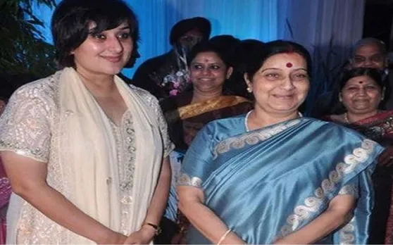 जानिए कौन हैं सुषमा स्वराज की इकलौती बेटी बांसुरी