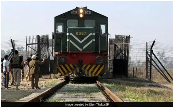 भारतीय क्रू मेंबर्स समझौता एक्सप्रेस लेकर पहुंचे अटारी, पाक ने रोकी थी वाघा बार्डर पर ट्रेन
