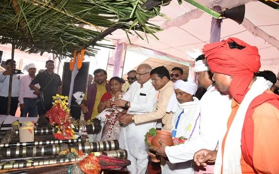 विश्व आदिवासी दिवस पर भूपेश बघेल ने दी 214 करोड़ के विकास कार्यों की सौगात